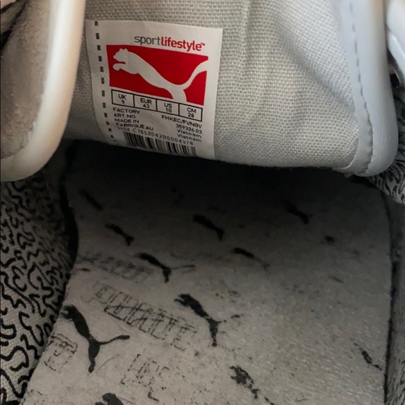 Puma shoes - Picture 4 of 5